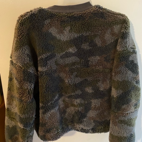 FP Movement Camo Sherpa Jacket - Picture 2 of 6
